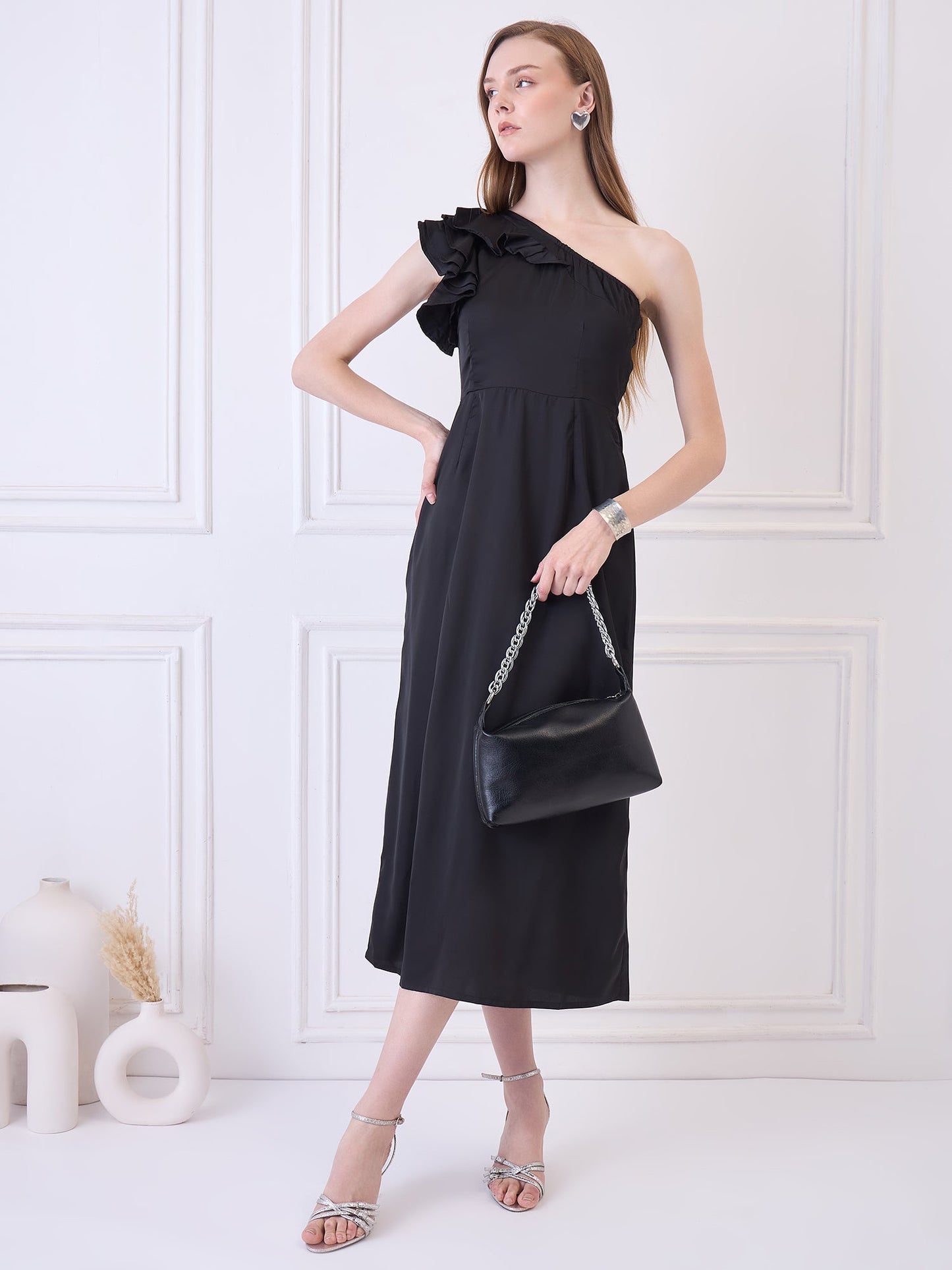Elegant Black One Shoulder Long Dress | JENNY Being Flawless