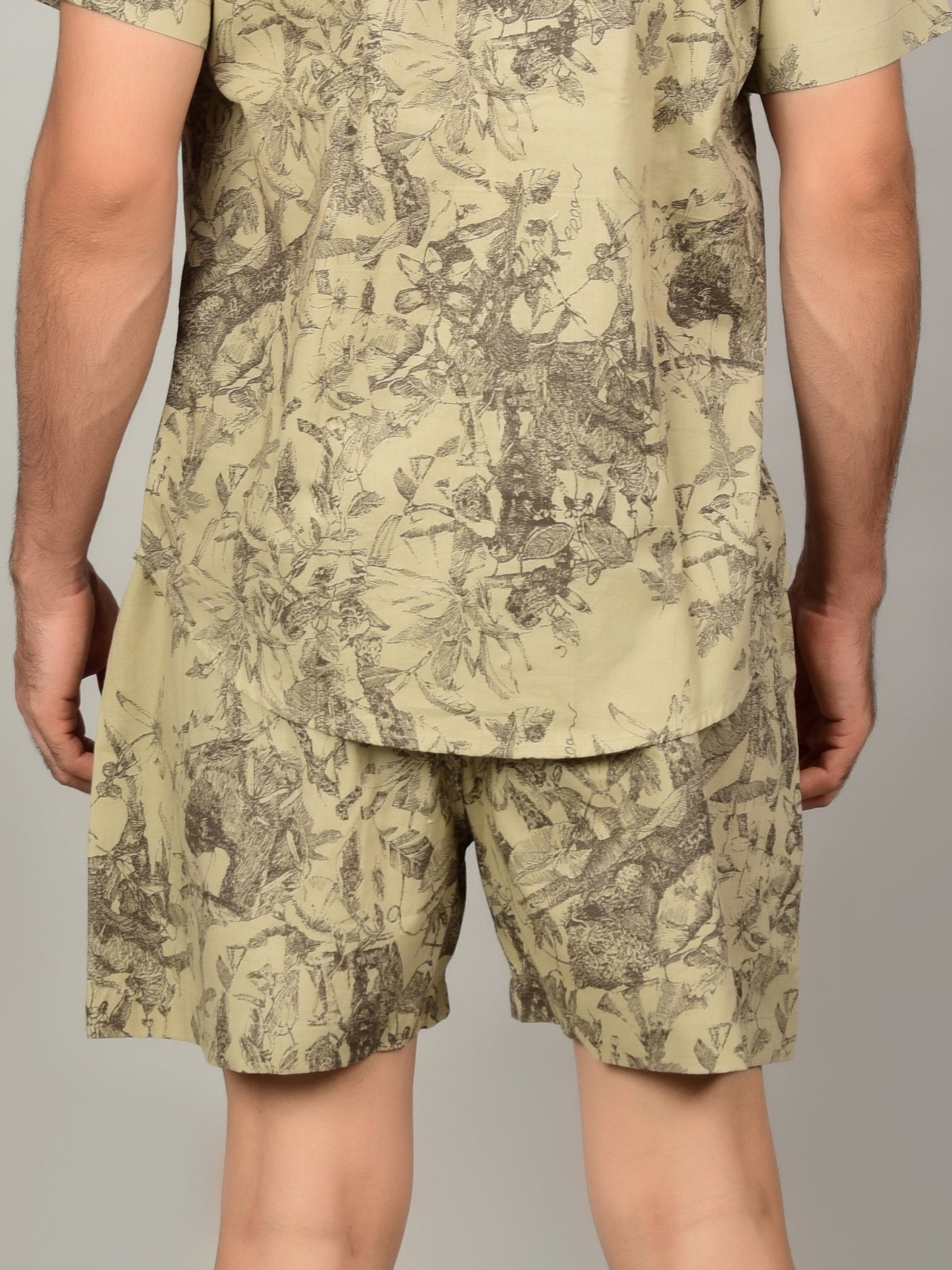 Men's Light Olive Floral Print Casual Short Being Flawless