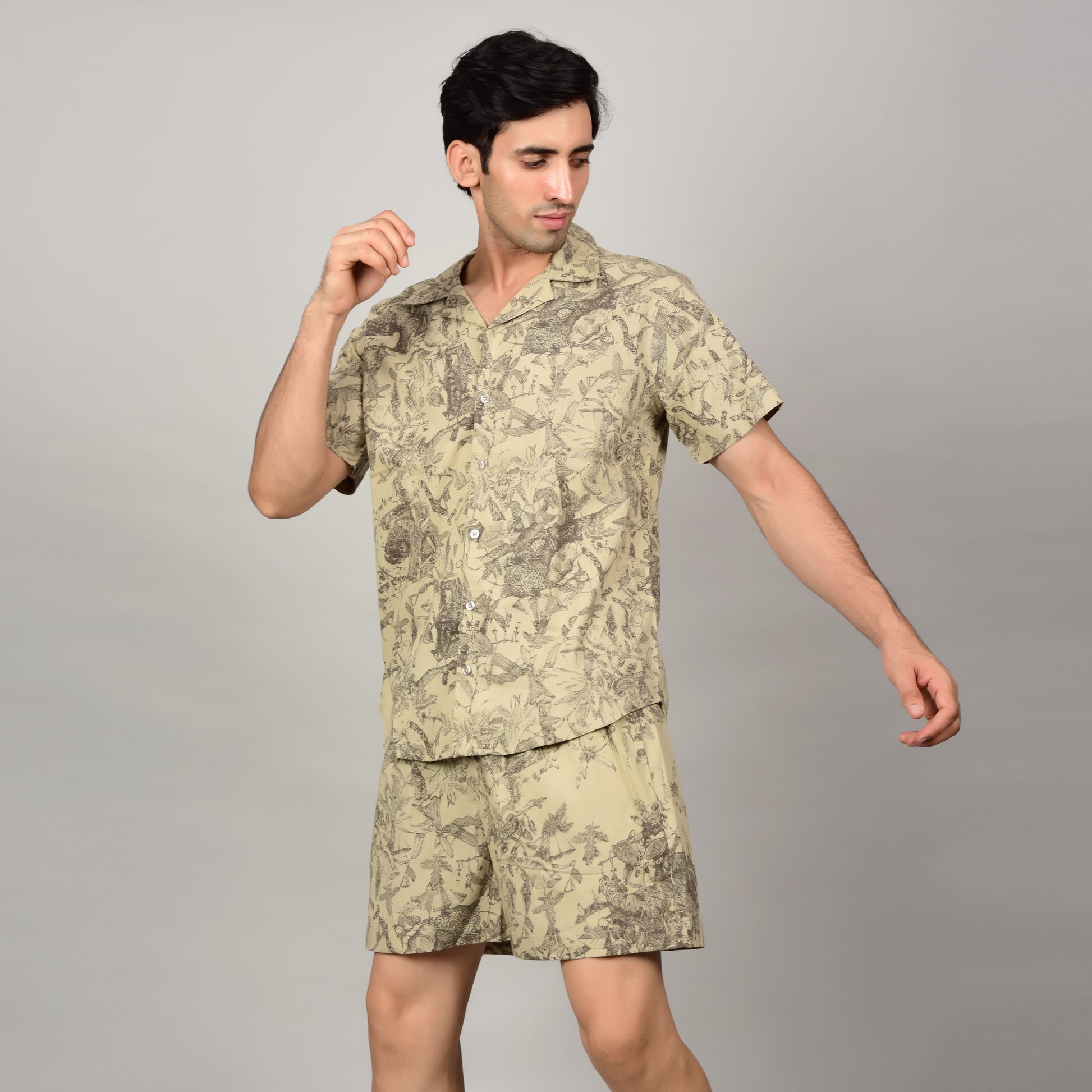 Men's Light Olive Floral Print Casual Short Being Flawless