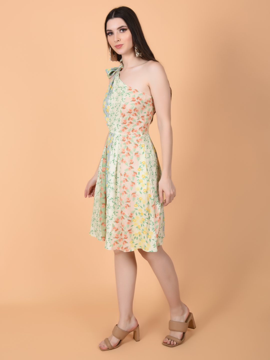 Flawless Women Trendy and Elegant One Shoulder Cut-Out Dress | AMY Being Flawless