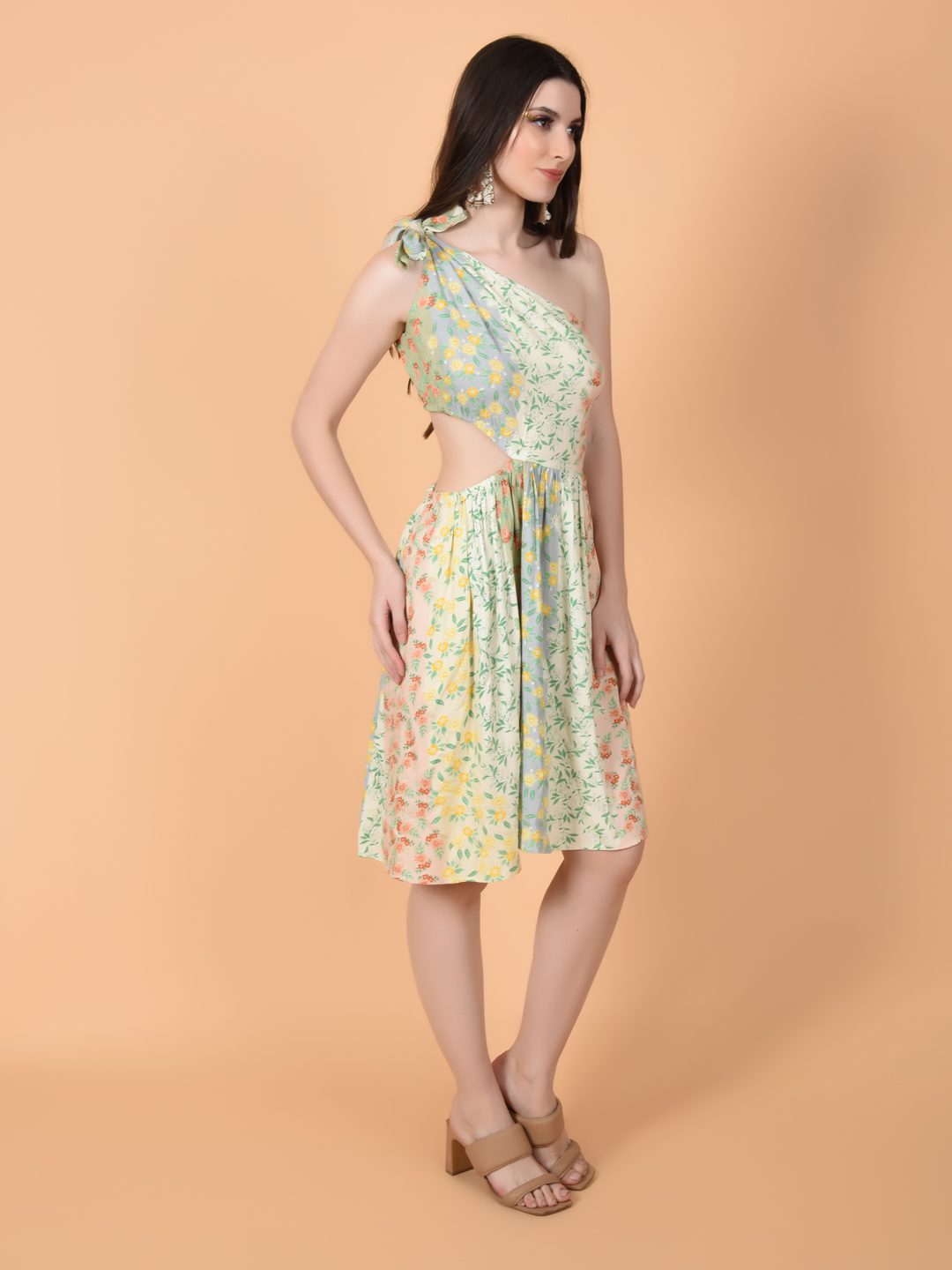 Flawless Women Trendy and Elegant One Shoulder Cut-Out Dress | AMY Being Flawless