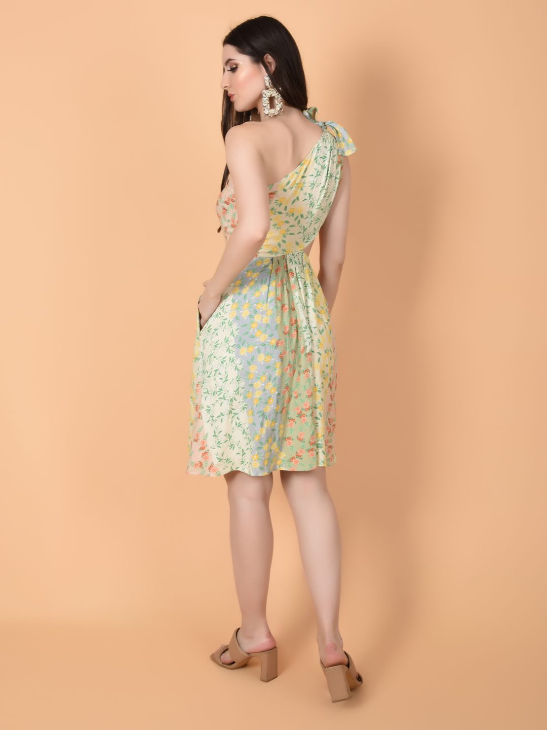 Flawless Women Trendy and Elegant One Shoulder Cut-Out Dress | AMY Being Flawless