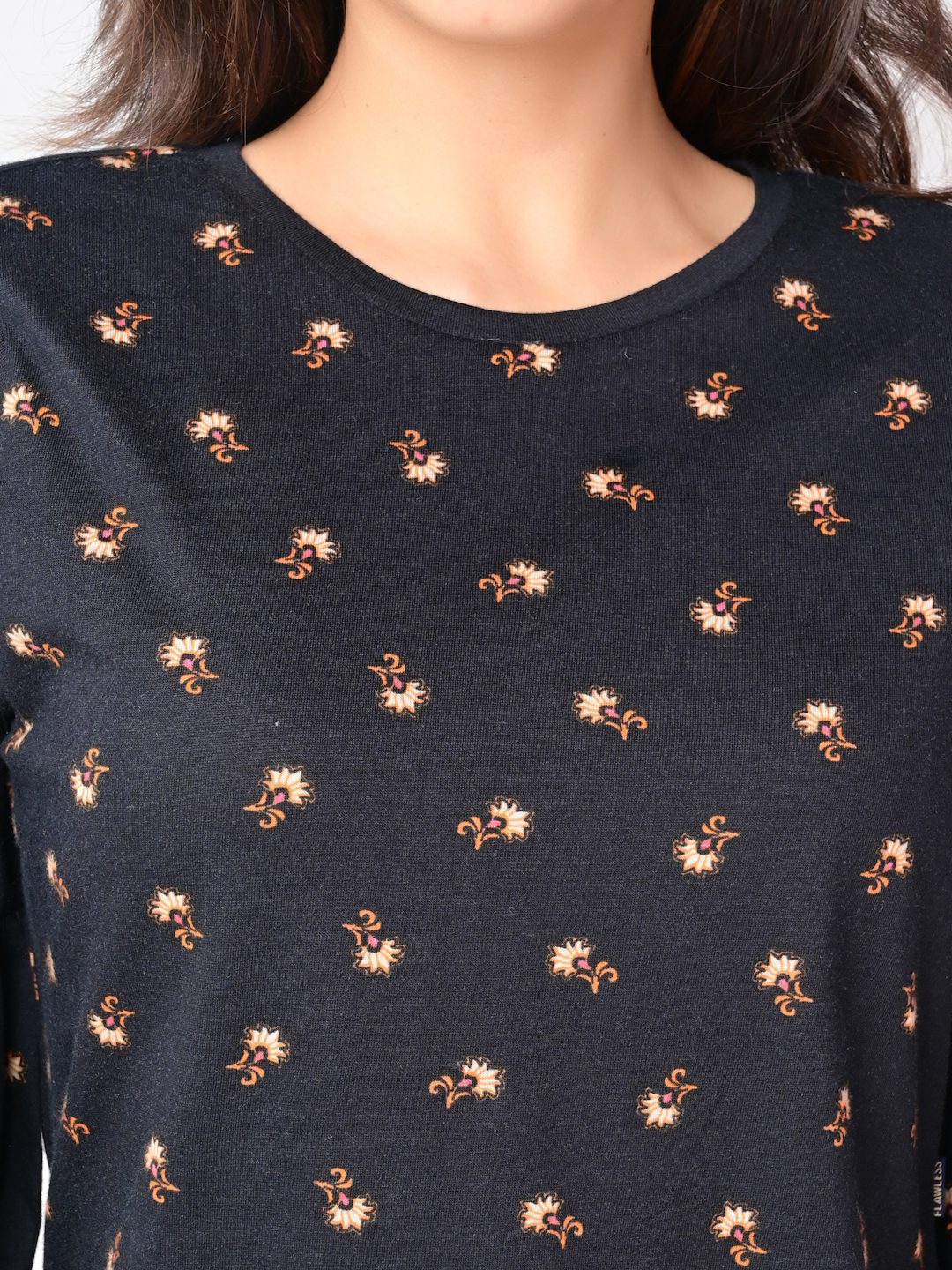 Flawless Women Black Bum Crop Top Being Flawless
