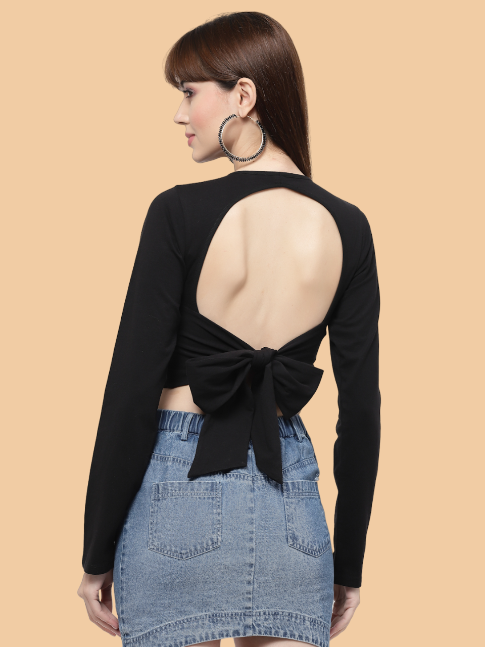 Flawless Women Black Backless Crop Top | ARCH Being Flawless