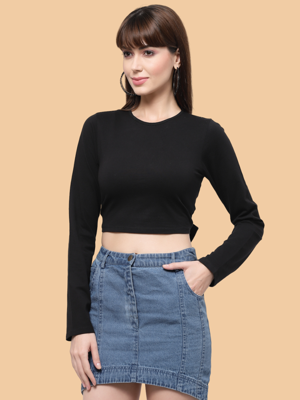 Flawless Women Black Backless Crop Top | ARCH Being Flawless